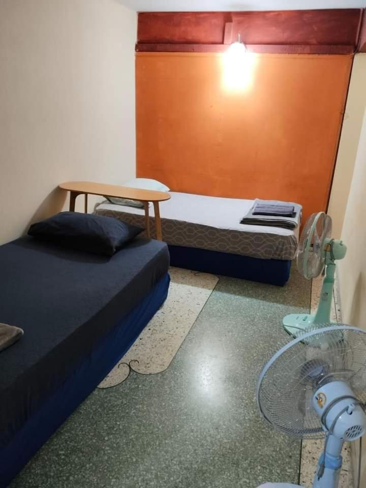 Banphe​ Hostel Bagian luar foto
